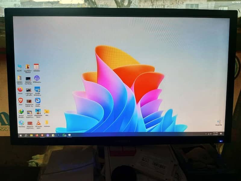 24.1 GAMING led monitor 75 HERTZ a+ CONDITION 0