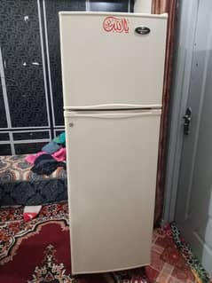 fridge dawlance like new