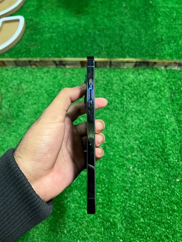 Iphone 12 pro max non PTA 3