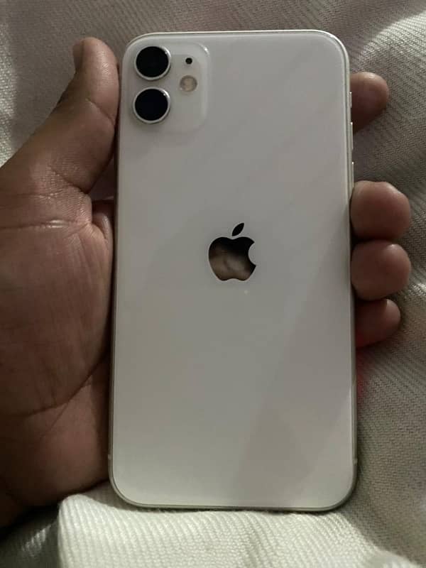 I phone 11 128 Gb Dual official pta approved with box 6