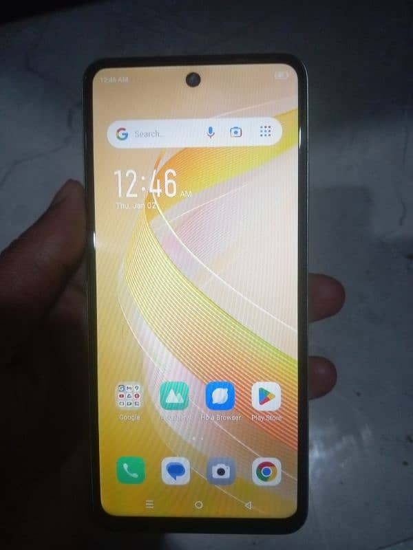 infinix smart 8 4+4/64 1