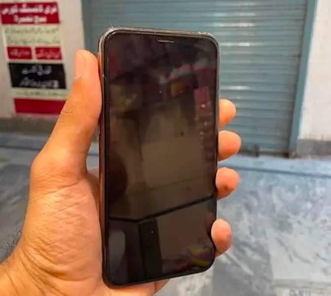 iPhone 11pro 64gb non pta urgent sale fix price 3