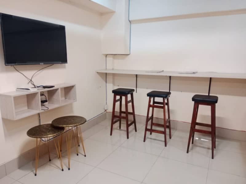 Co working office space available for rent 1