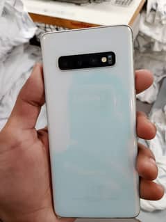 SAMSUNG GALAXY S10