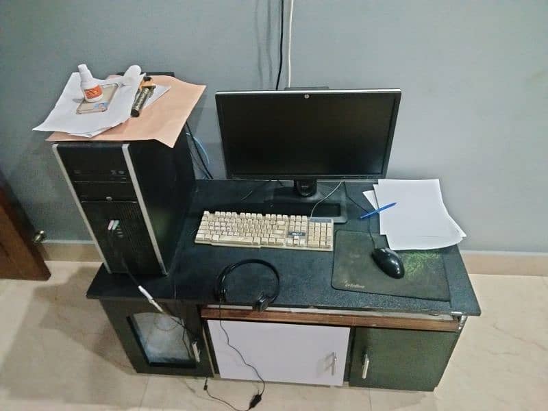 computer table 0