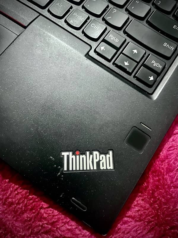 Lenovo ThinkPad yoga 370. i5 7th generation 7