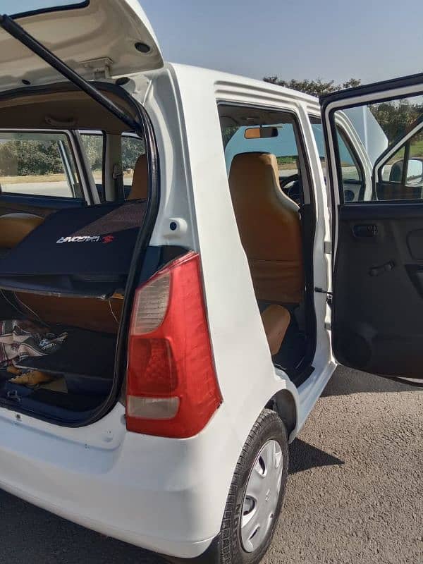 Suzuki Wagon R 2018 4