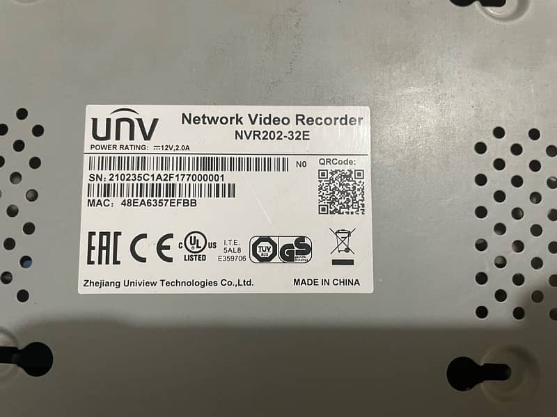 Hikvision, Dahua, UNV Cameras NVR And Poe 12