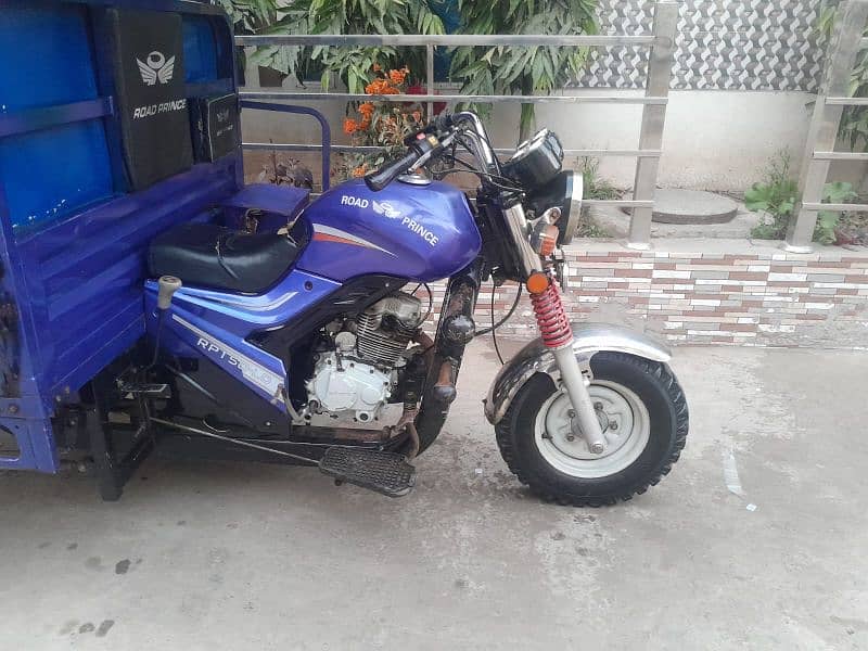 Road prince 150 cc loader rikshaw 7