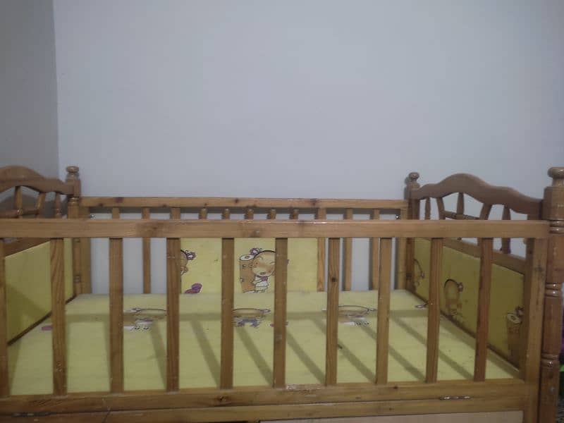 baby crib wooden bed 0