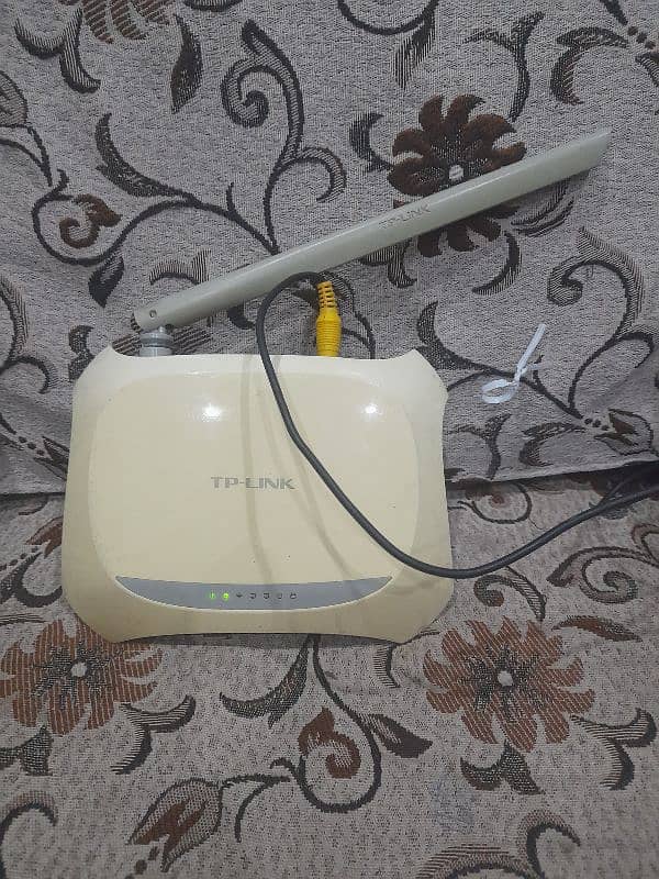 wifi.  TP-LINK. router 4