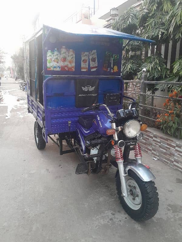 Road prince 150 cc loader rickshaw 4