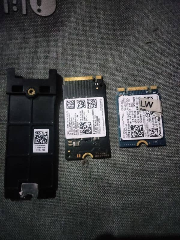 128 Gb original NVME SSD CARD FOR SALE 0