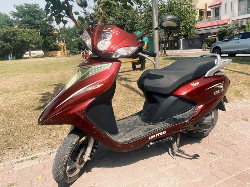 United Scooty 100 CC Mint Condition 2