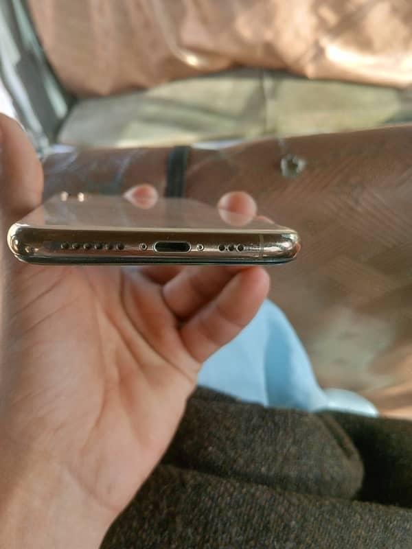 iphone Xs for sell 3