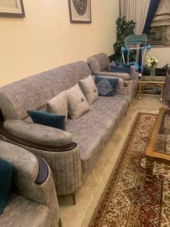 seven seter sofa  2 manth only use