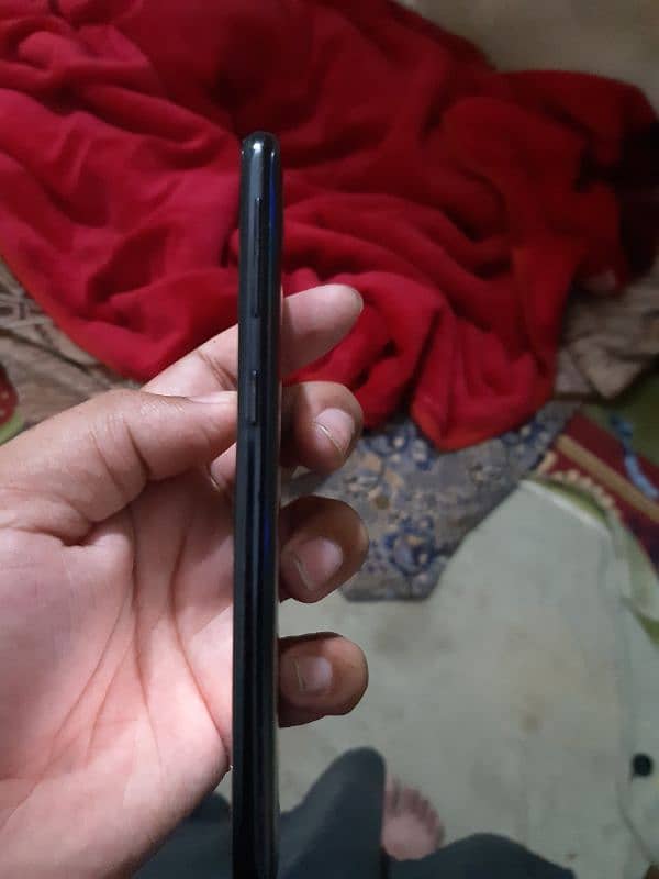 Samsung Galaxy A40 Mini 1