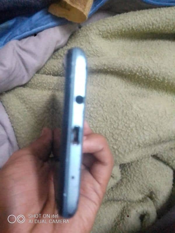 Infinix hot11 play 4/64 6000mah battery all ok all original just set 2