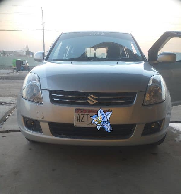 Suzuki Swift 2013 DLX 1.3 0