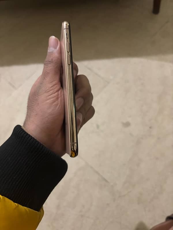 iPhone XS 256gb pta approved 2