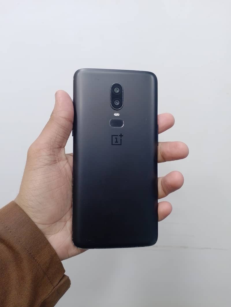 OnePlus 6 8/128 all okay PTA 0