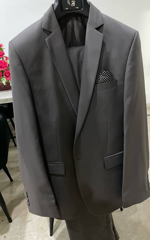 Men’s Pent Coat 0