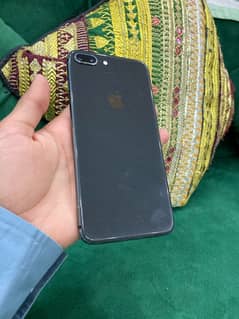 iPhone 8 Plus 64GB.