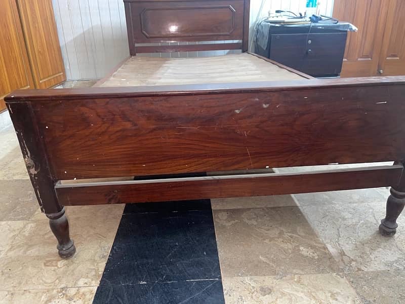 single used bed for sale 2