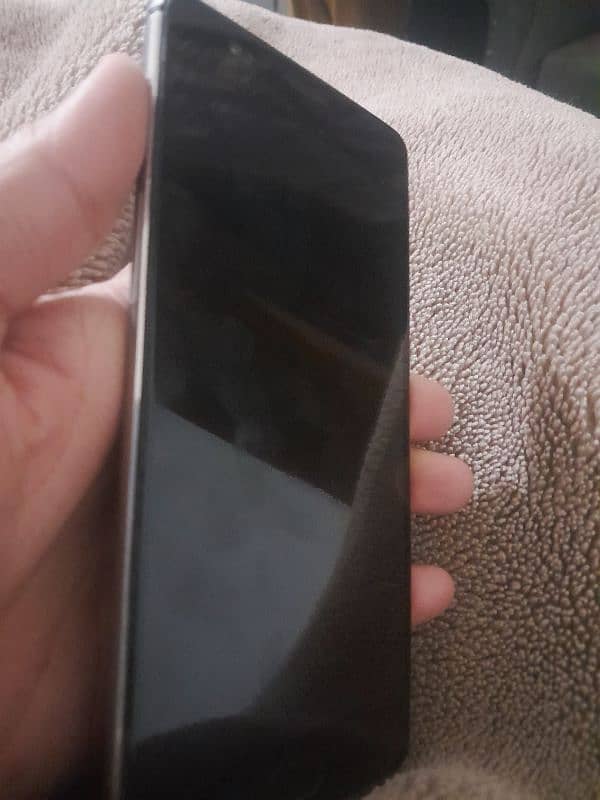 one plus 10/10 urgent sale 1