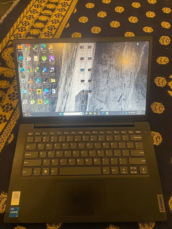 Lenovo V14 G3 12th Gen i5 1