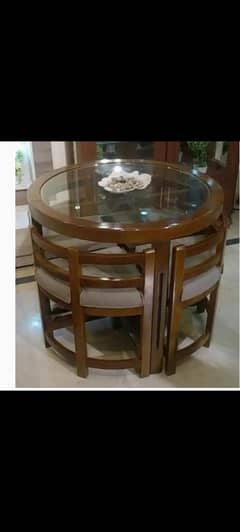 4 seater round dinning table with chairs