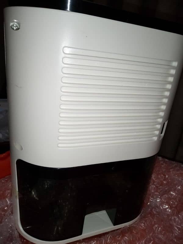 Dehumidifier 7