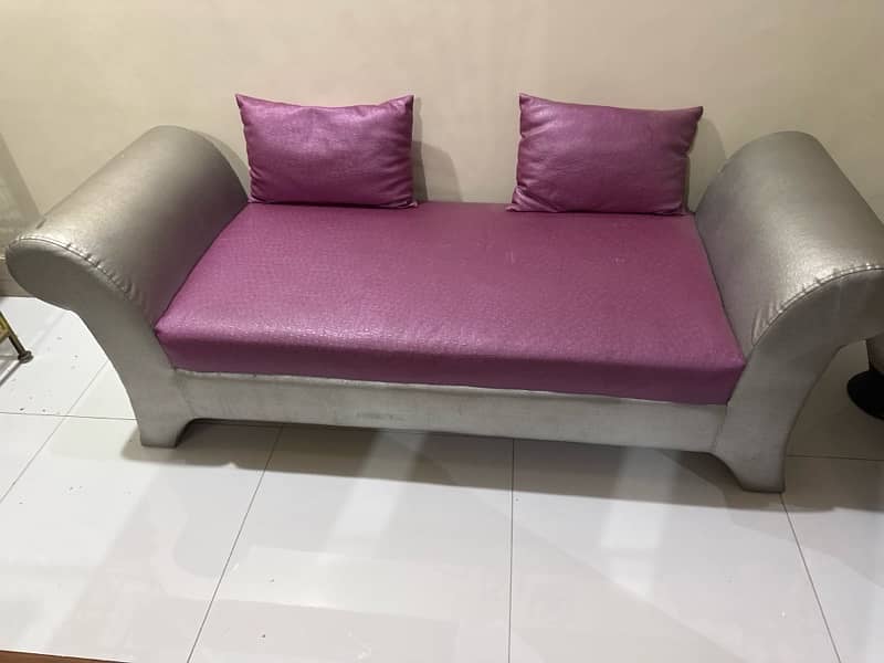 sathi sofa 1