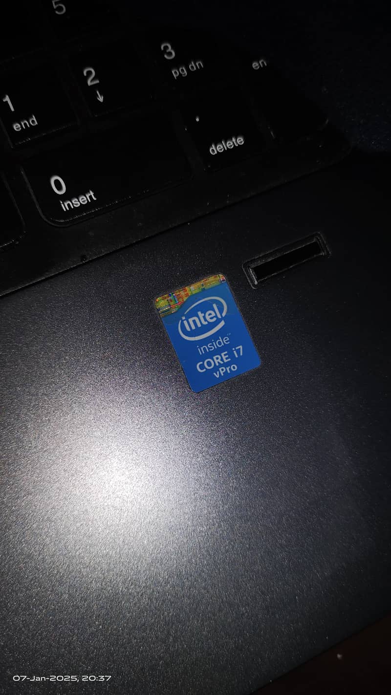 i7 4th generation with Dedicated graphics card alaptop HP zbook 2