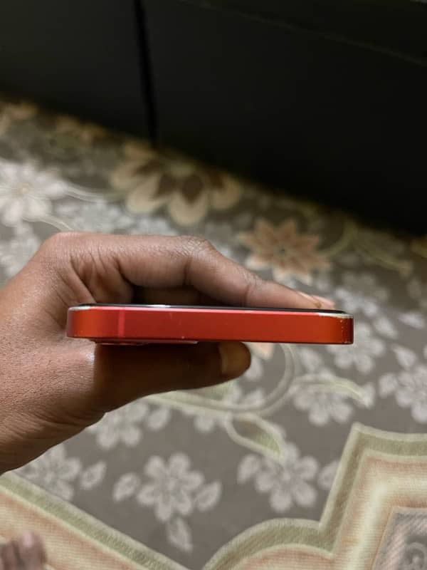 Iphone 12 Red Colour 3