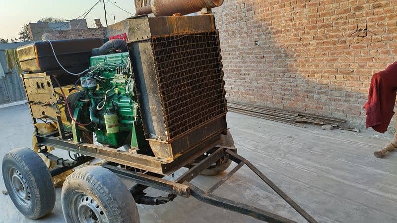 Generator with Cargo Ford 6-Cylinder Engine 4