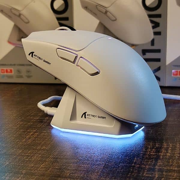 Attackshark X11 Wireless Gaming Mouse • Brand New 6