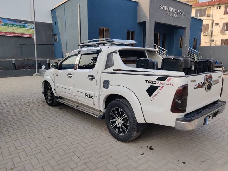 Toyota Hilux 2007 8