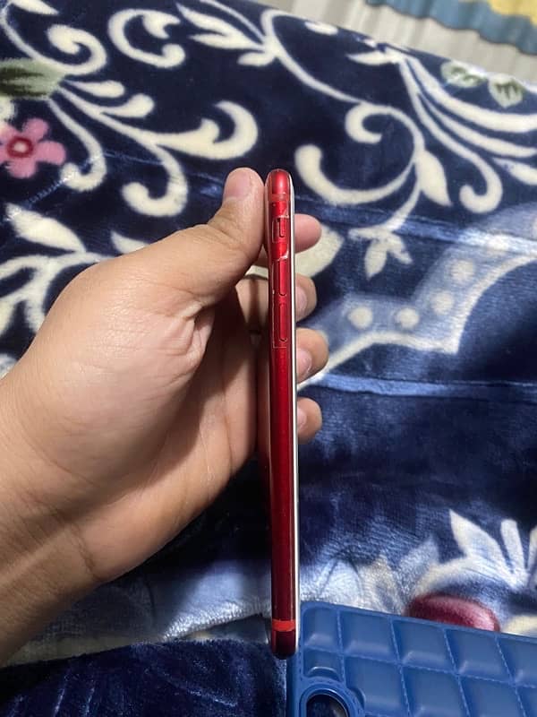 I Phone 7 (Red Product) 128Gb 23000Rs 5