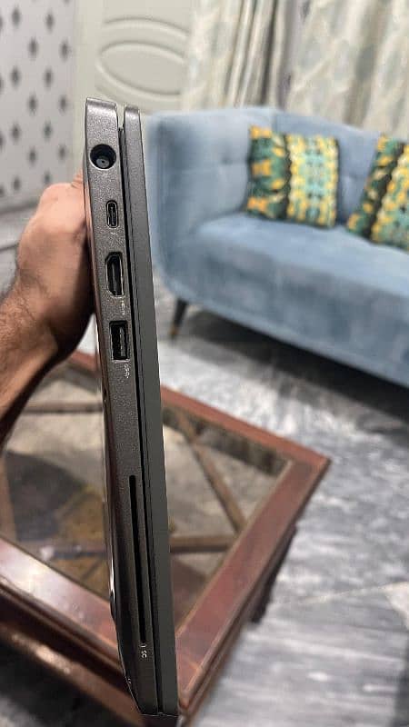 Dell Latitude 7400 3