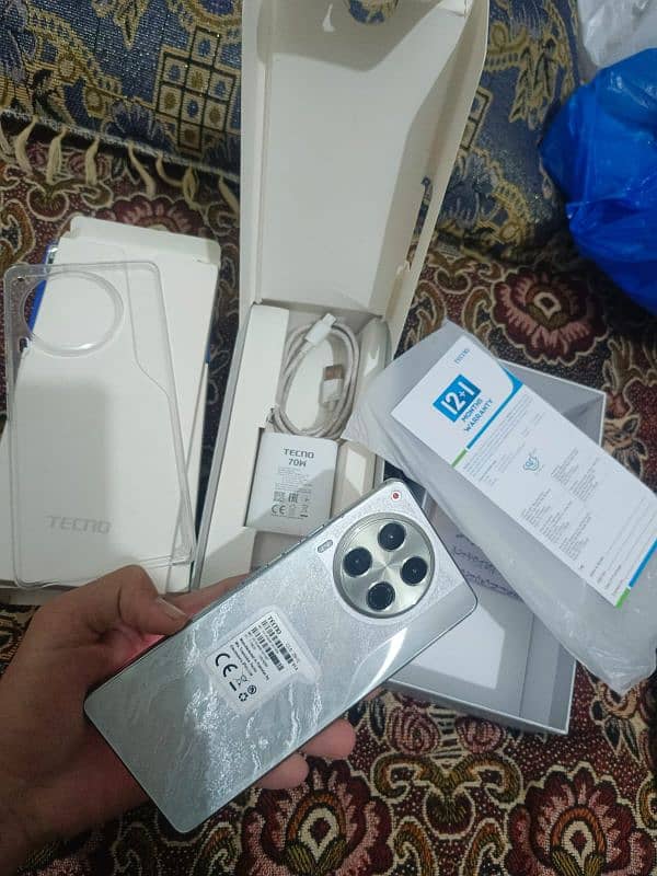 tecno camon 30 urgent sale 6