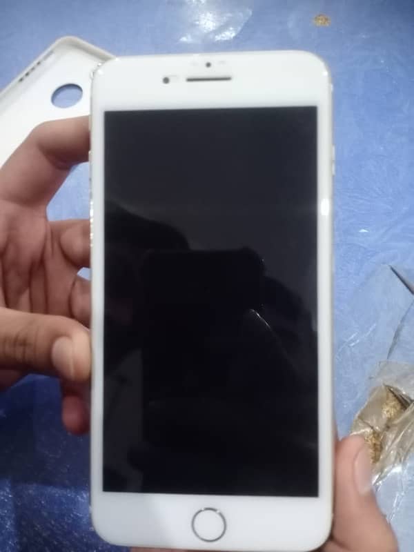 I phone 7plus pta 32gb rom 1