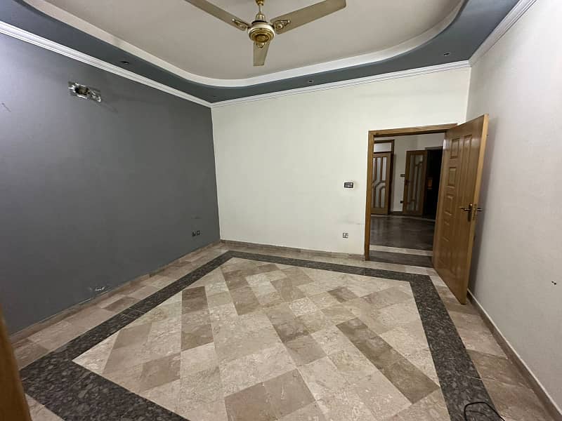 10 Marla Used House Shaheen Block With 10 Kw Solar In Bahria Town For Sale 12