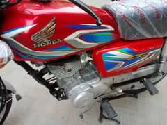 Honda 125 Hyderabad number 22 model