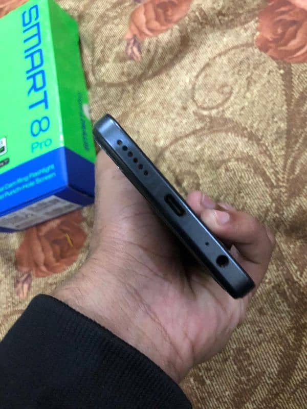 Infinix Smart 8pro 4