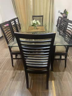 8 seater dinning table with extra strong glass