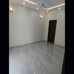 10 Marla House For Sale In Paragon City Lahore