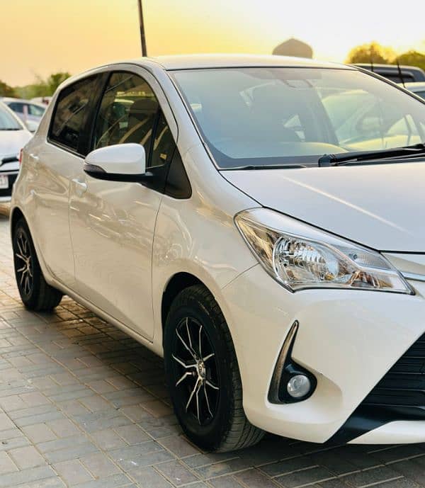 Toyota Vitz 2017 1