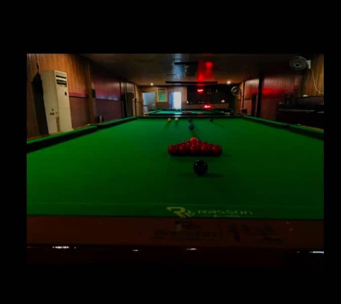 running snooker club full punished with 4 tables 1