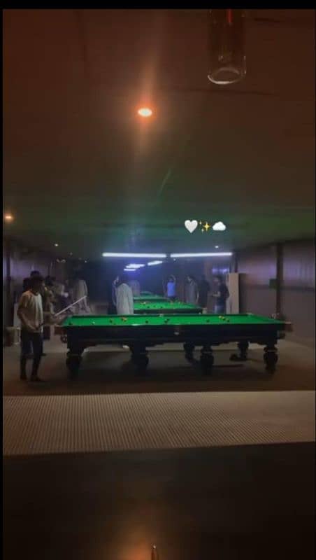 running snooker club full punished with 4 tables 2